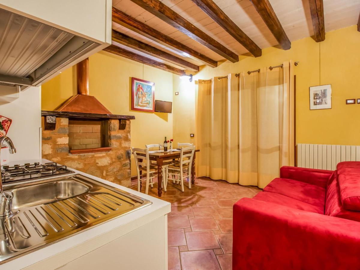 Cozy Chalet At Marone Lake Lombardy With Pool Exterior foto